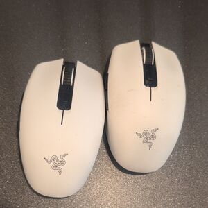 Razer Dual Wireless Mouse Set in White Orochi